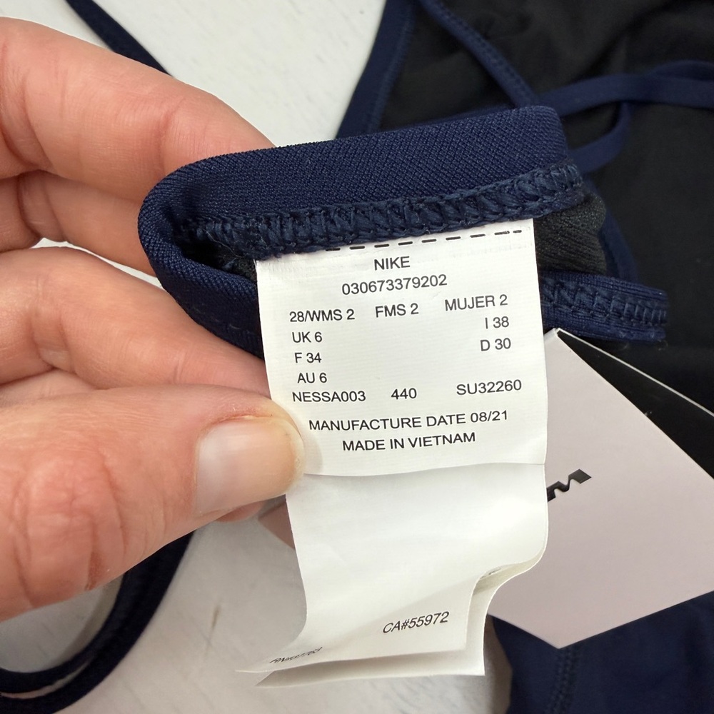 Nike Women's Hydrastrong Solid Spiderback One Piece Navy NWT - Picture 12 of 14